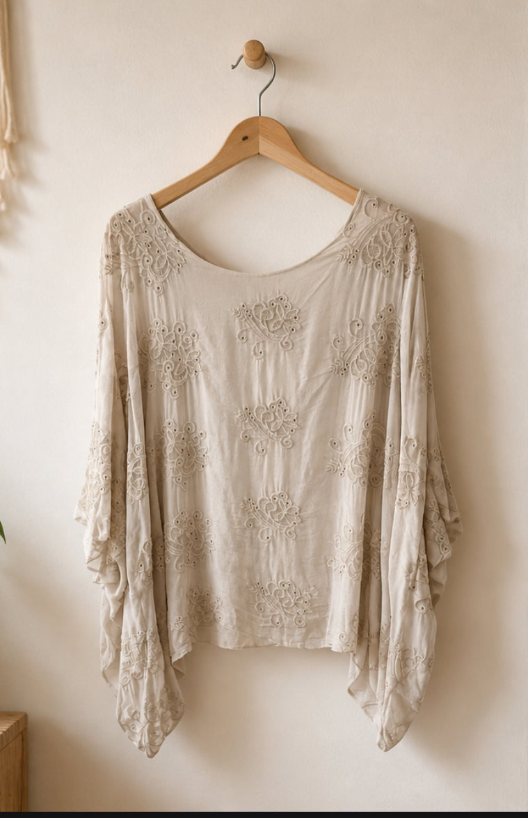 Blusa Bordada de Estilo Bohemio