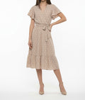 Vestido con Lunares y Volantes – Elegante y Femenino