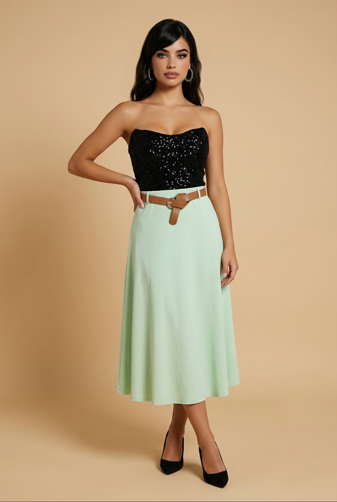 Falda lisa con cinturón