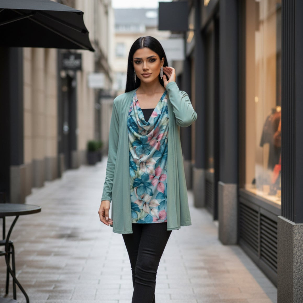 Blusa efecto dos piezas con chaquetita incorporada
