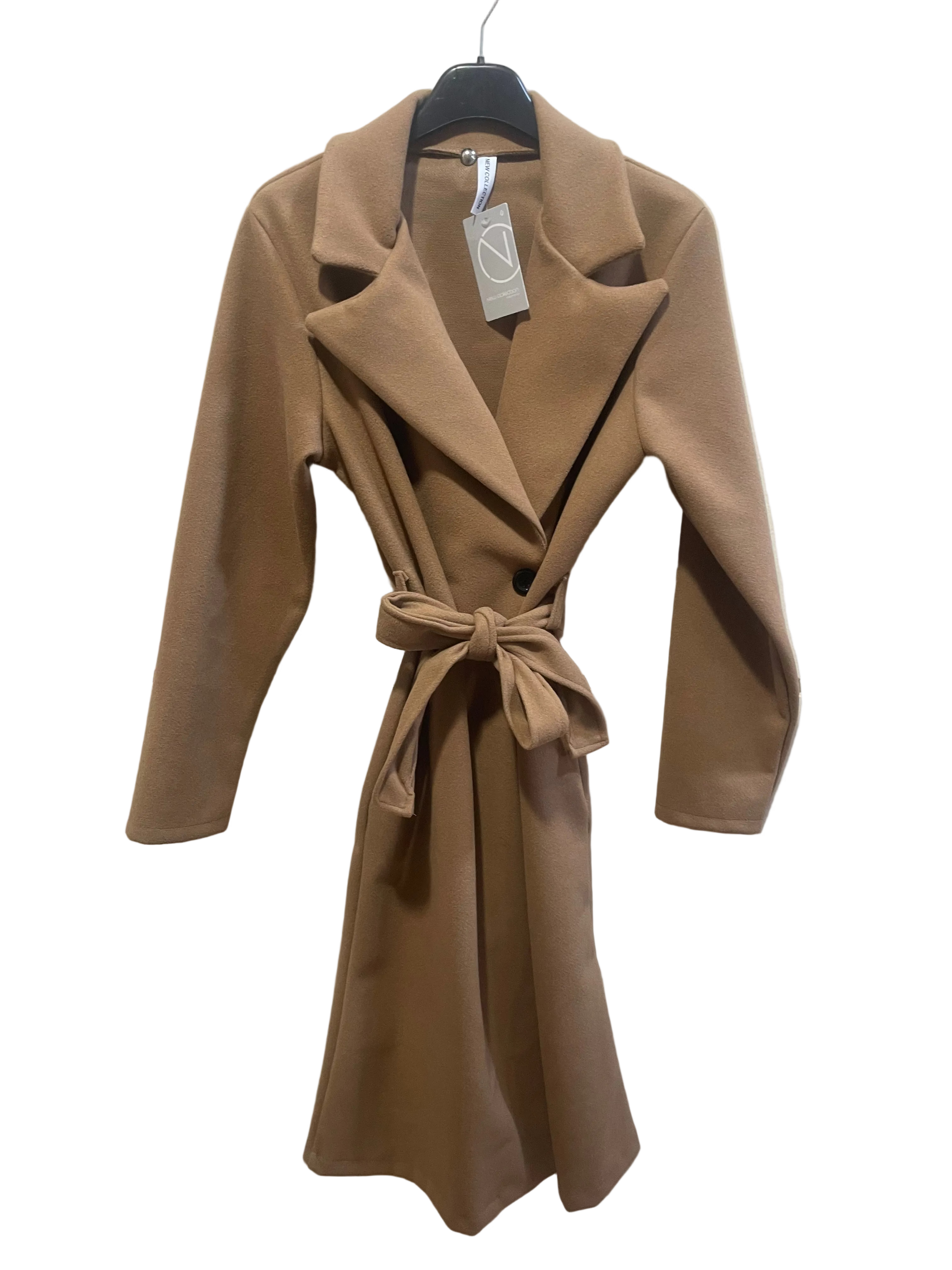 Abrigo ligero con cinturón. Elegante,comodo y perfecto para al dia a dia.