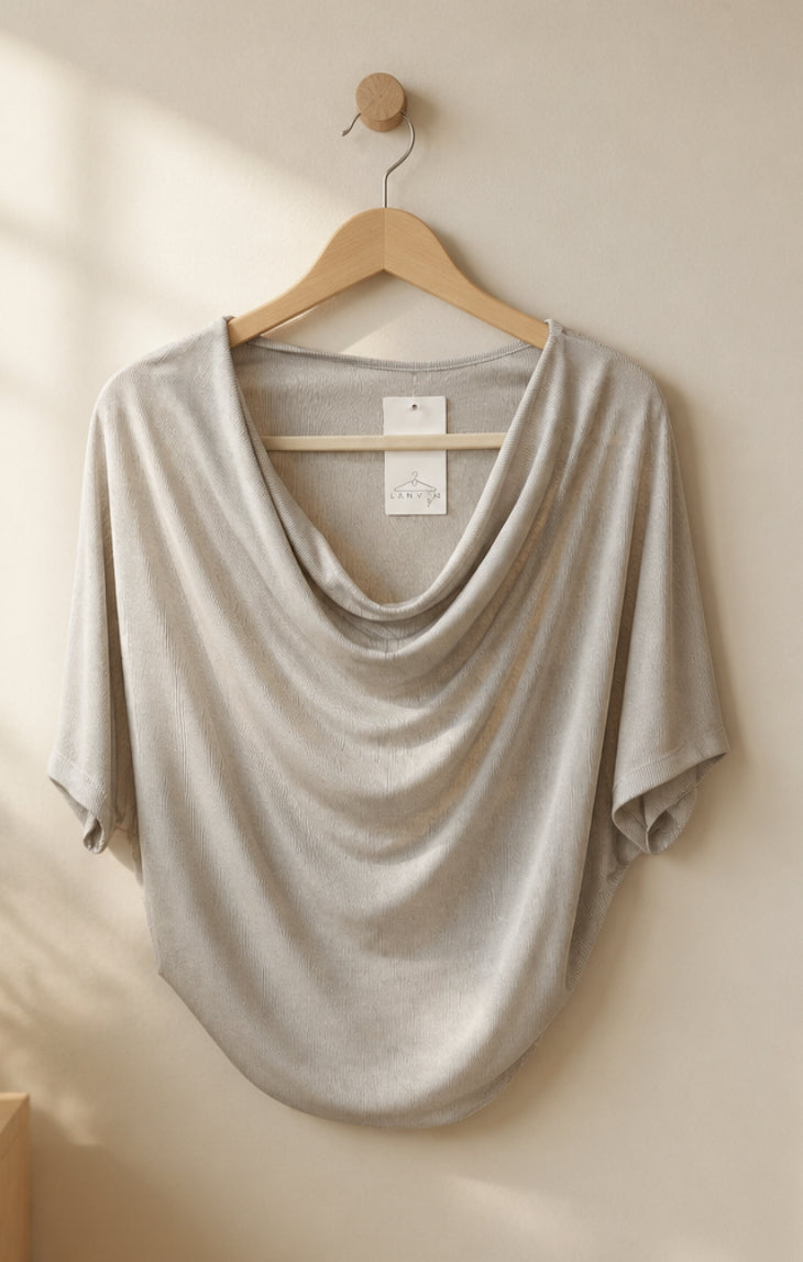 Camiseta de Escote Drapeado