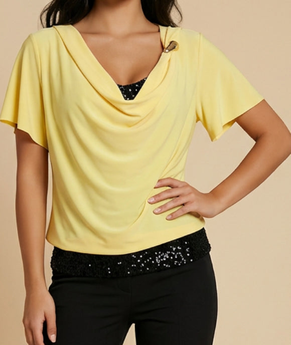 Camiseta elegante con brocha.