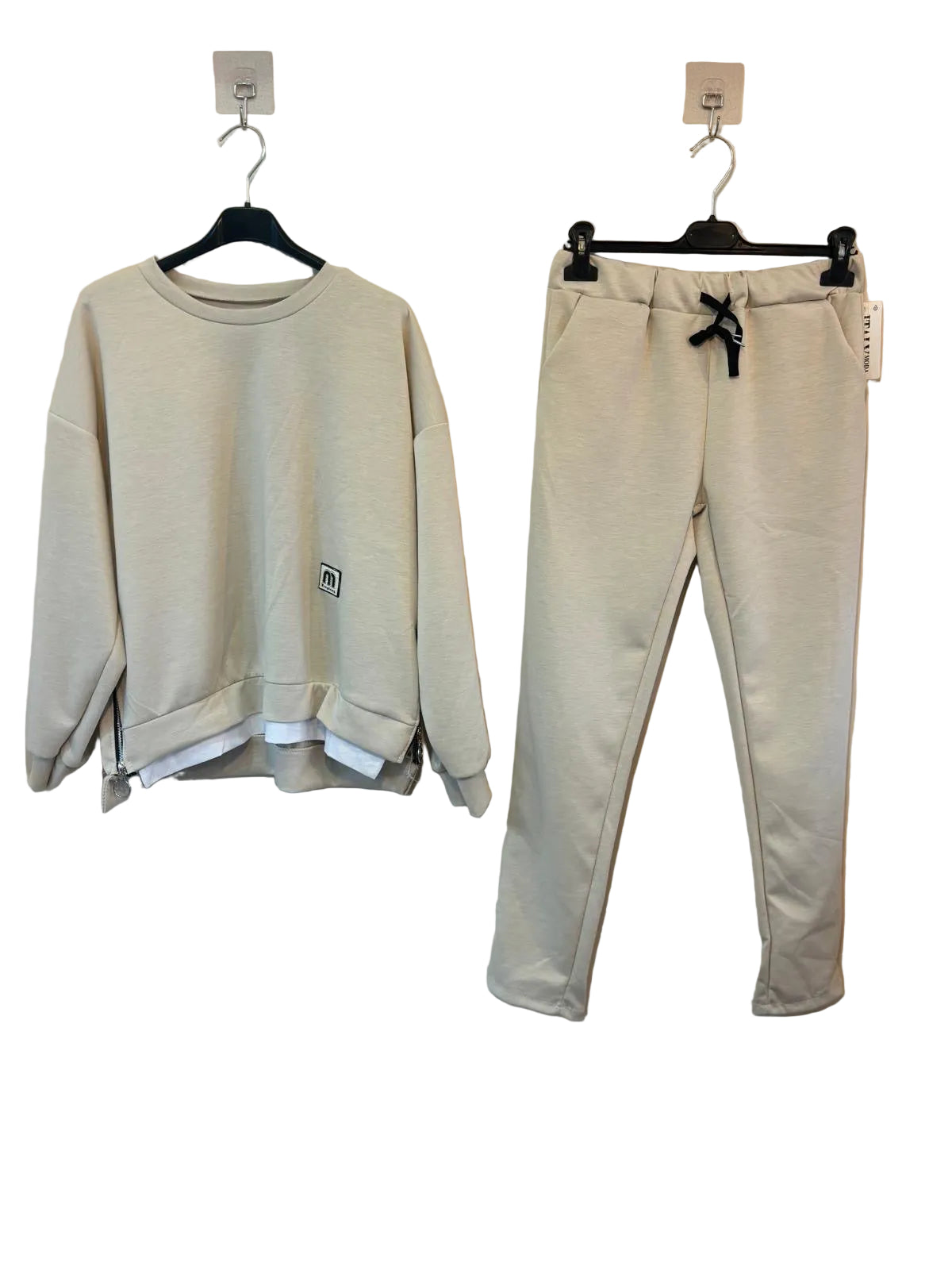Conjunto M.