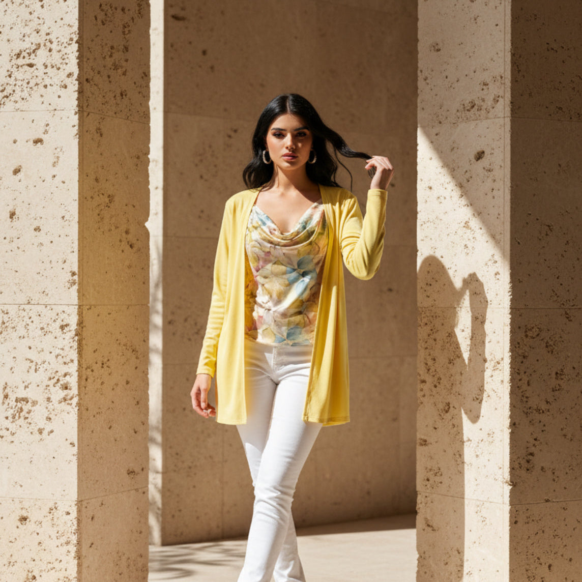 Blusa efecto dos piezas con chaquetita incorporada