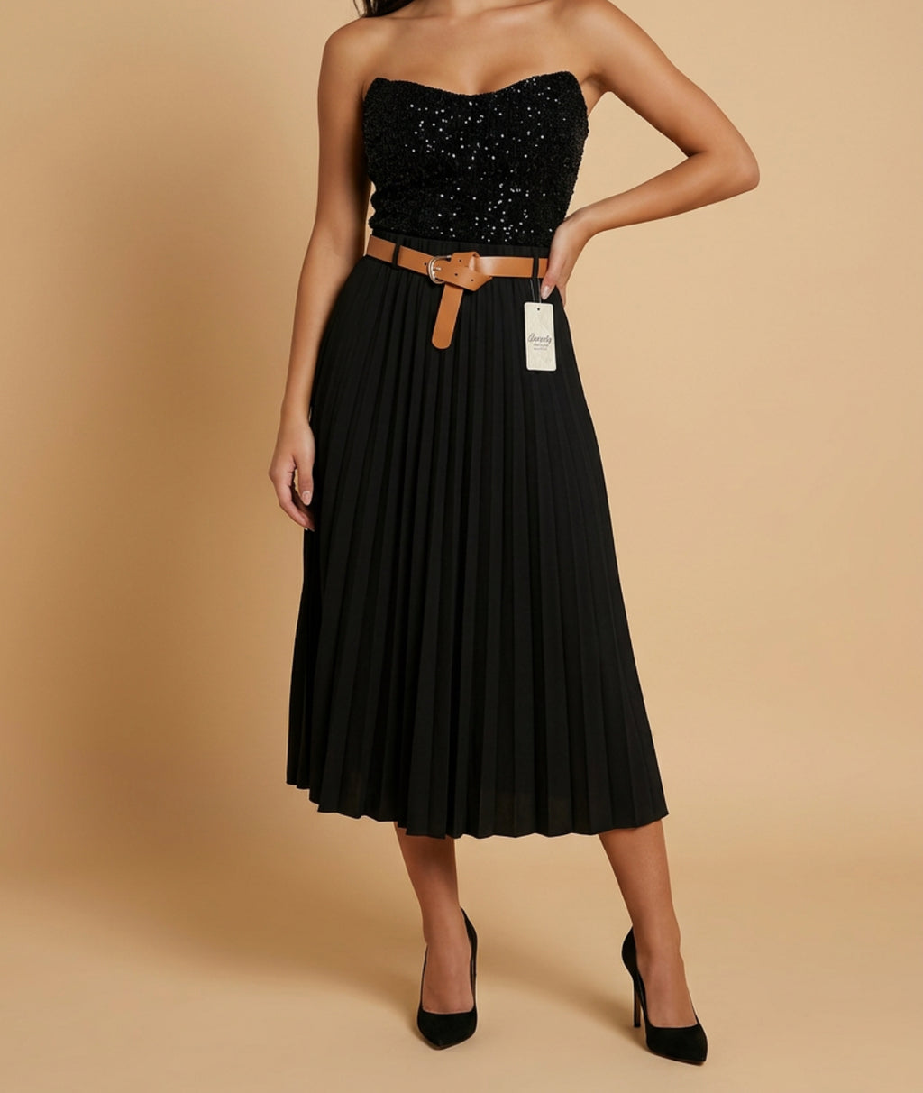 Falda lisa con cinturón