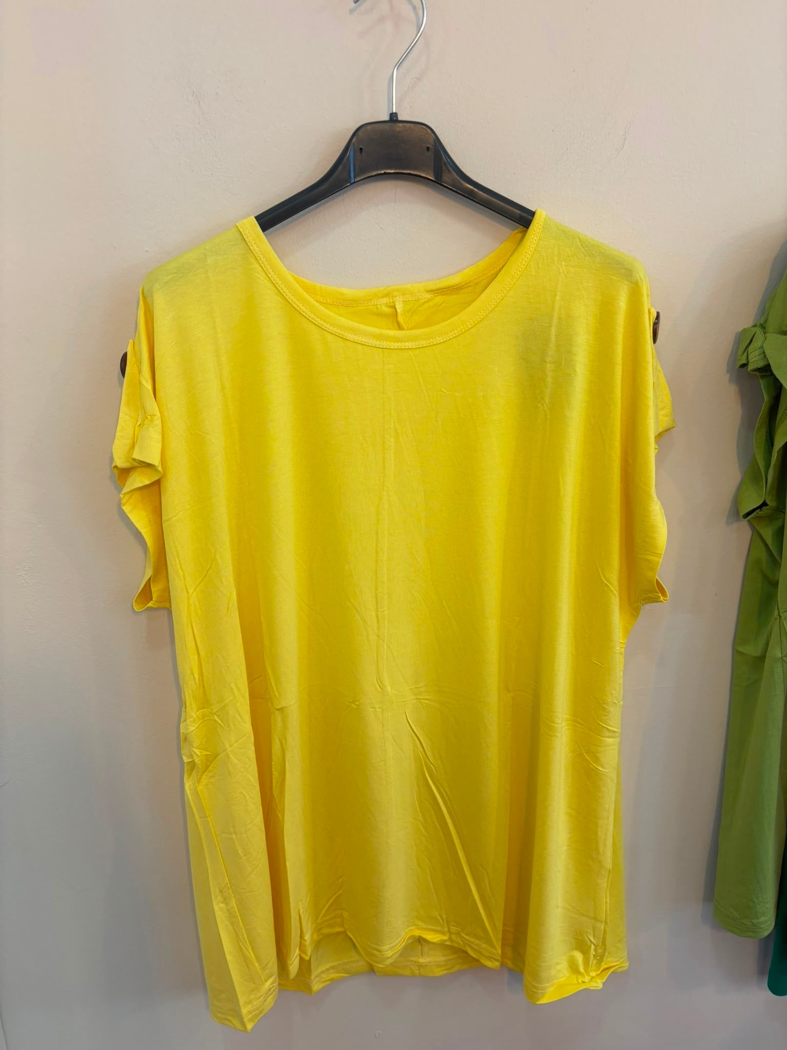 Camiseta Buttons