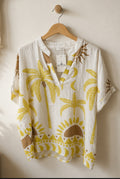 Blusa estampada tropical
