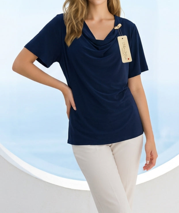Camiseta elegante con brocha.