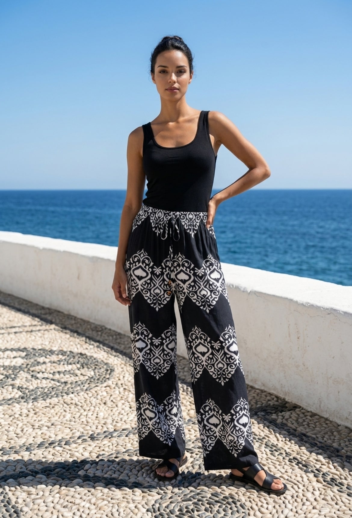 Pantalón Fluido con Estampado y Cintura Elástica – Estilo Boho