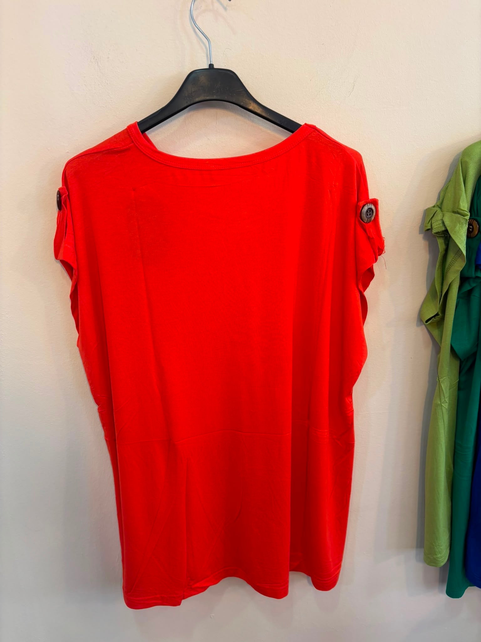 Camiseta Buttons