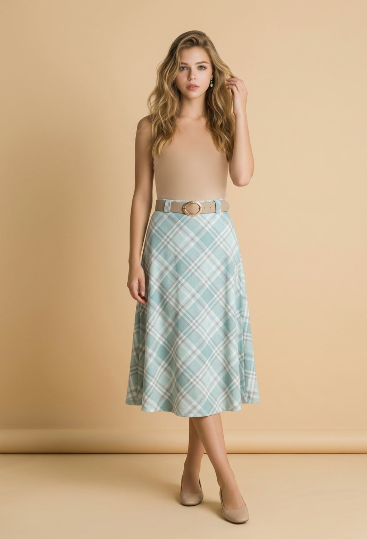 Falda elegante, cintura elastica,con cinturón.