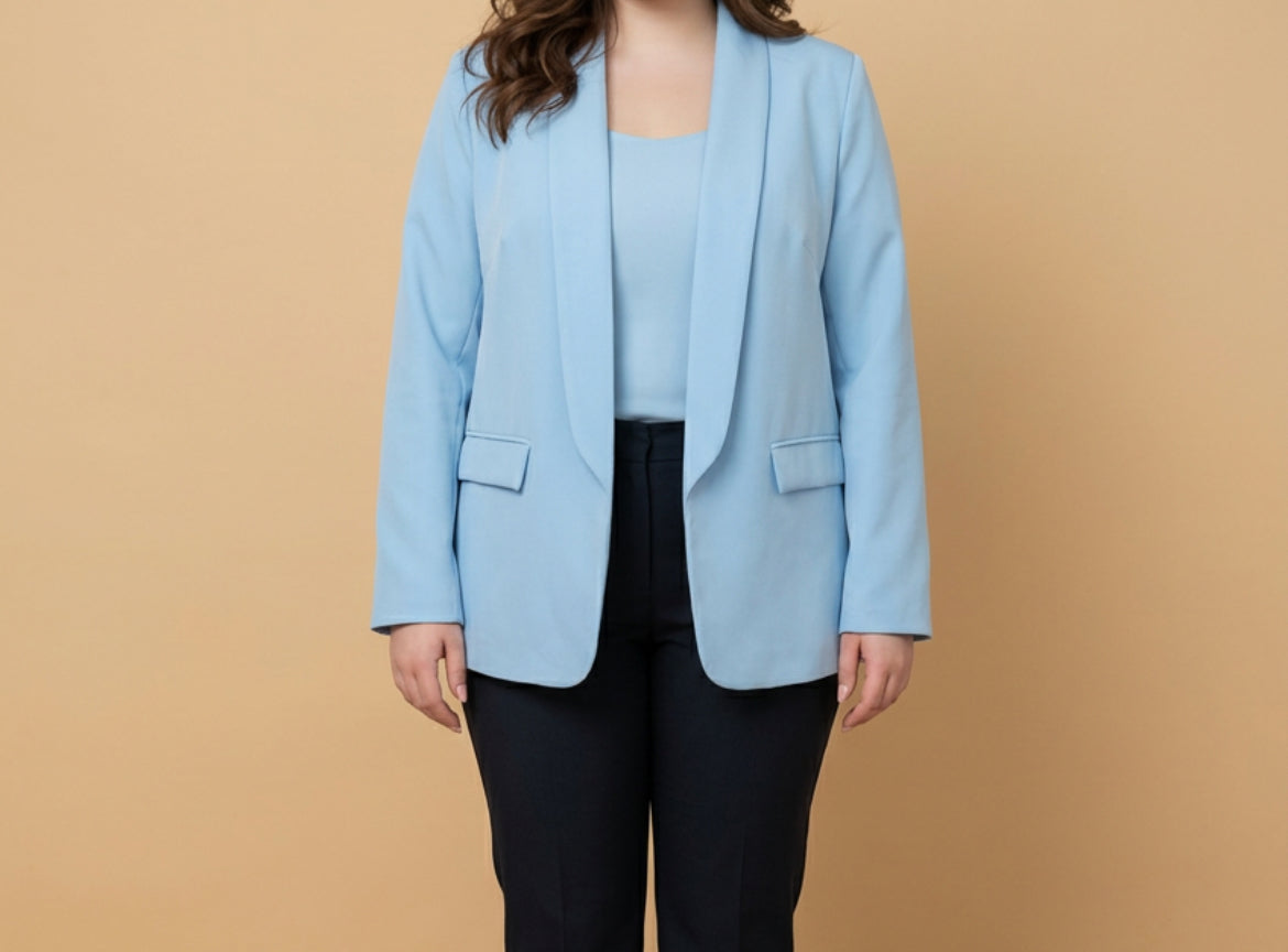 ¡Ya están aquí! 
Nuestros blazers en tallas grandes hasta XXXL