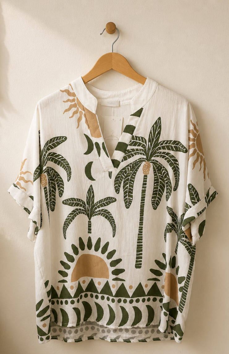 Blusa estampada tropical