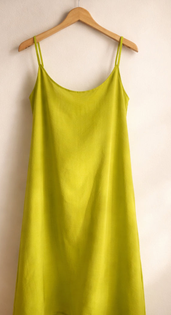 Vestido midi tirantes