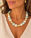 Collar lady