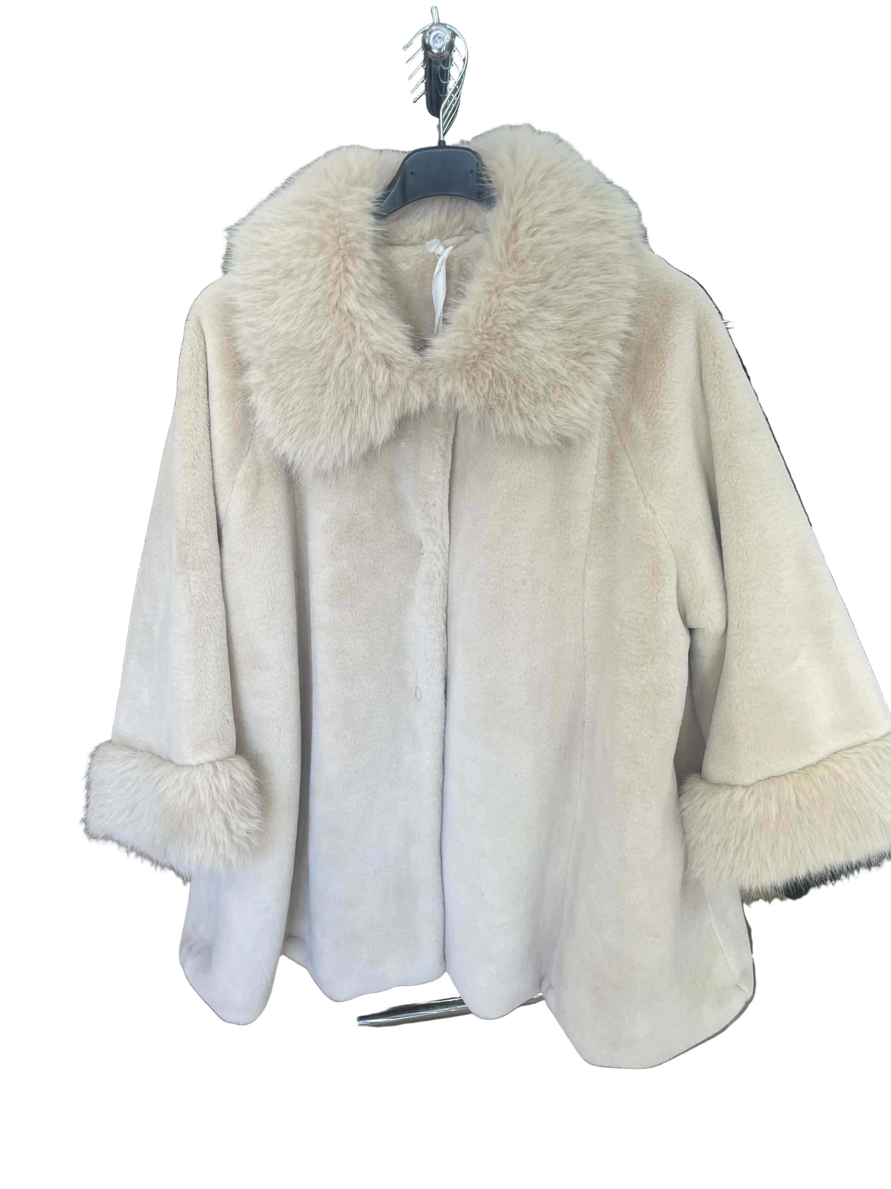 Abrigo precioso super suave